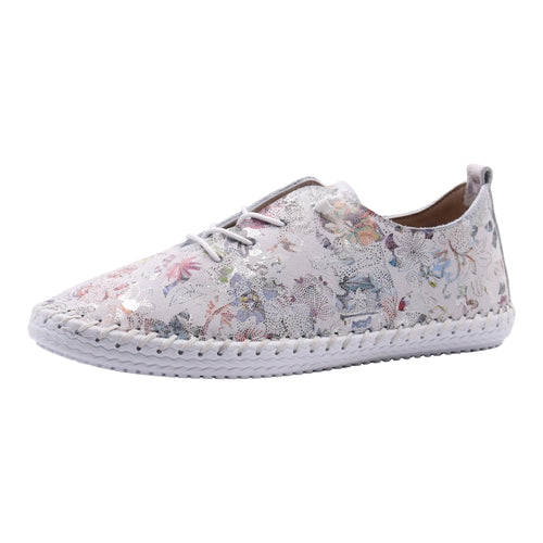 Zapatos Blucher Artesanales en Piel con Estampado Floral y Cordones Elásticos