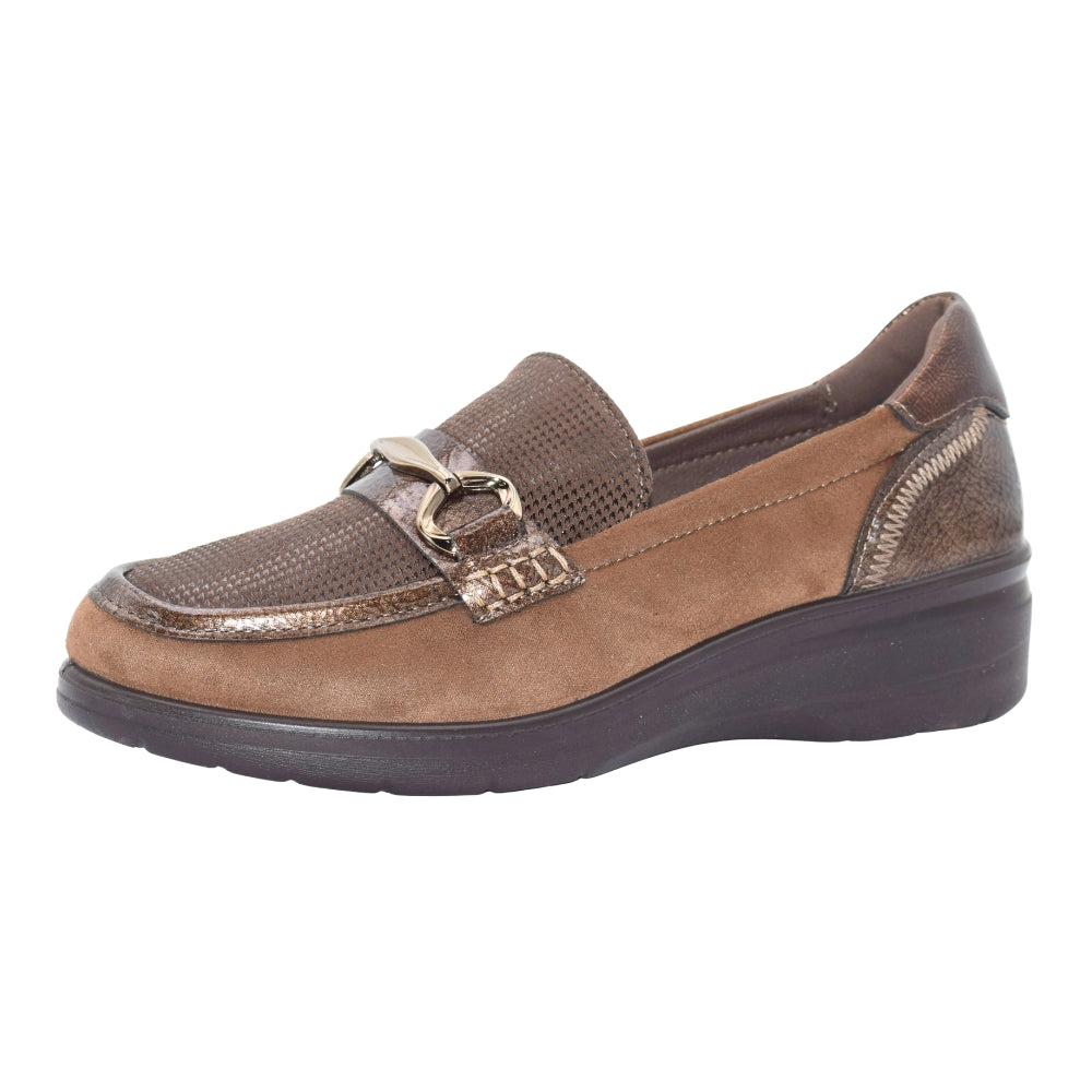 Taupe